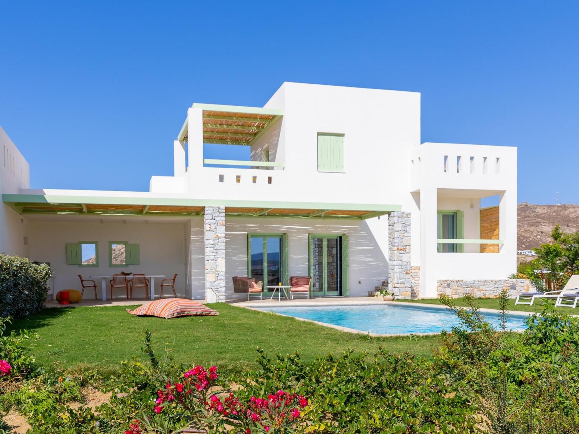Plioni Villas & Suites มีกรีวิกลา ภายนอก รูปภาพ
