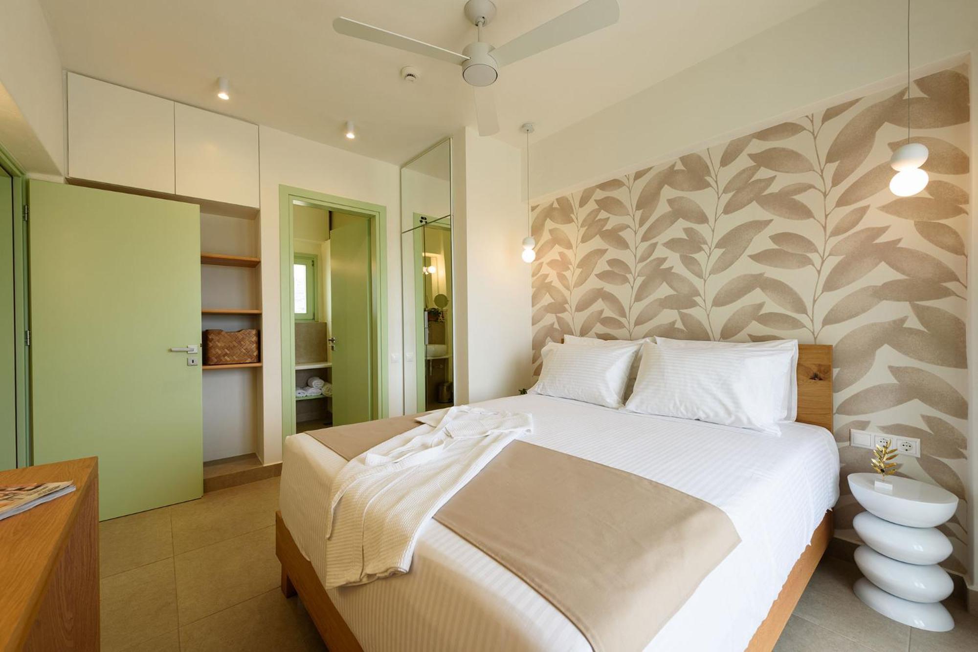 Plioni Villas & Suites มีกรีวิกลา ห้อง รูปภาพ